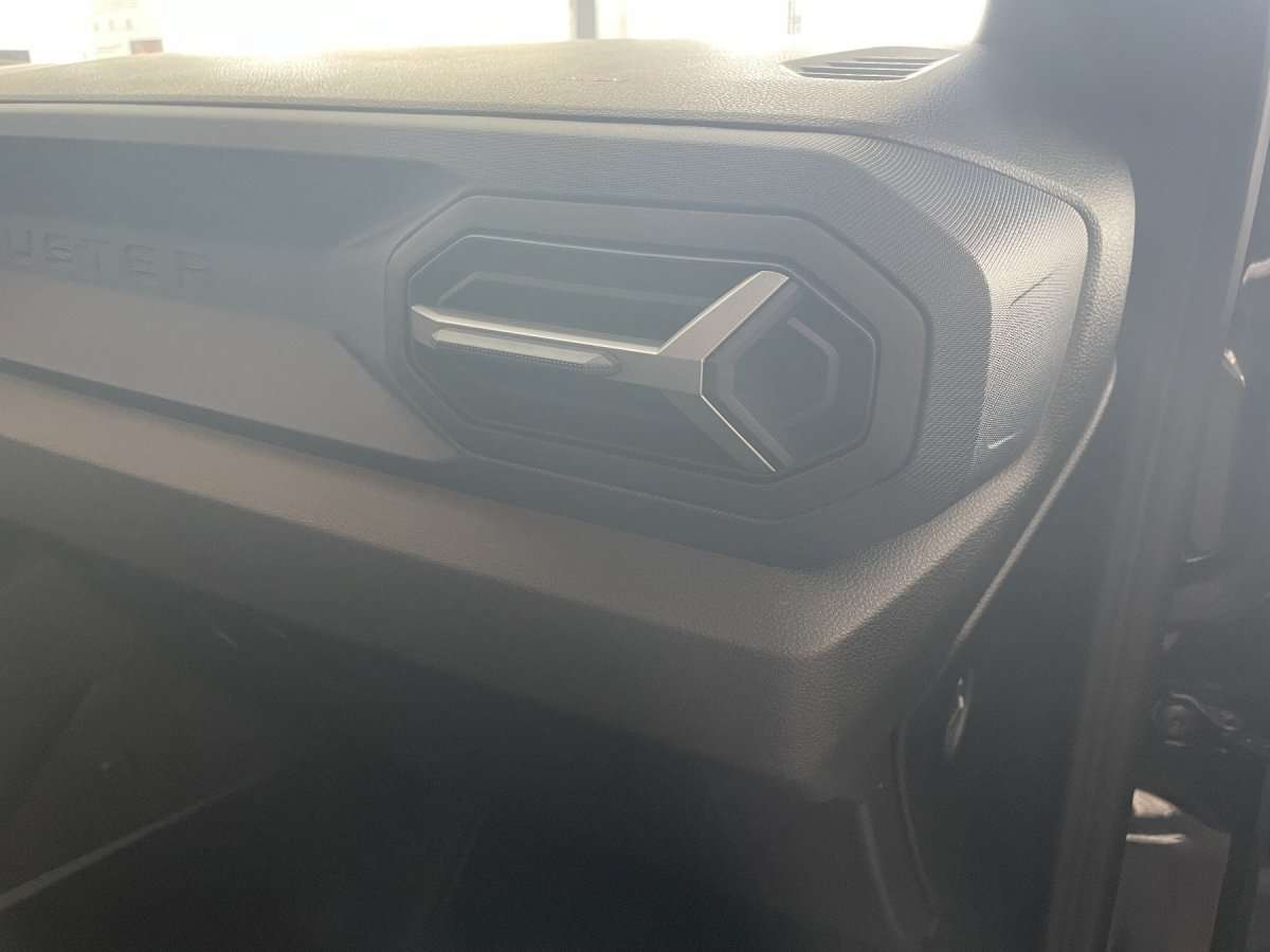 Fahrzeugbild eines Dacia Duster