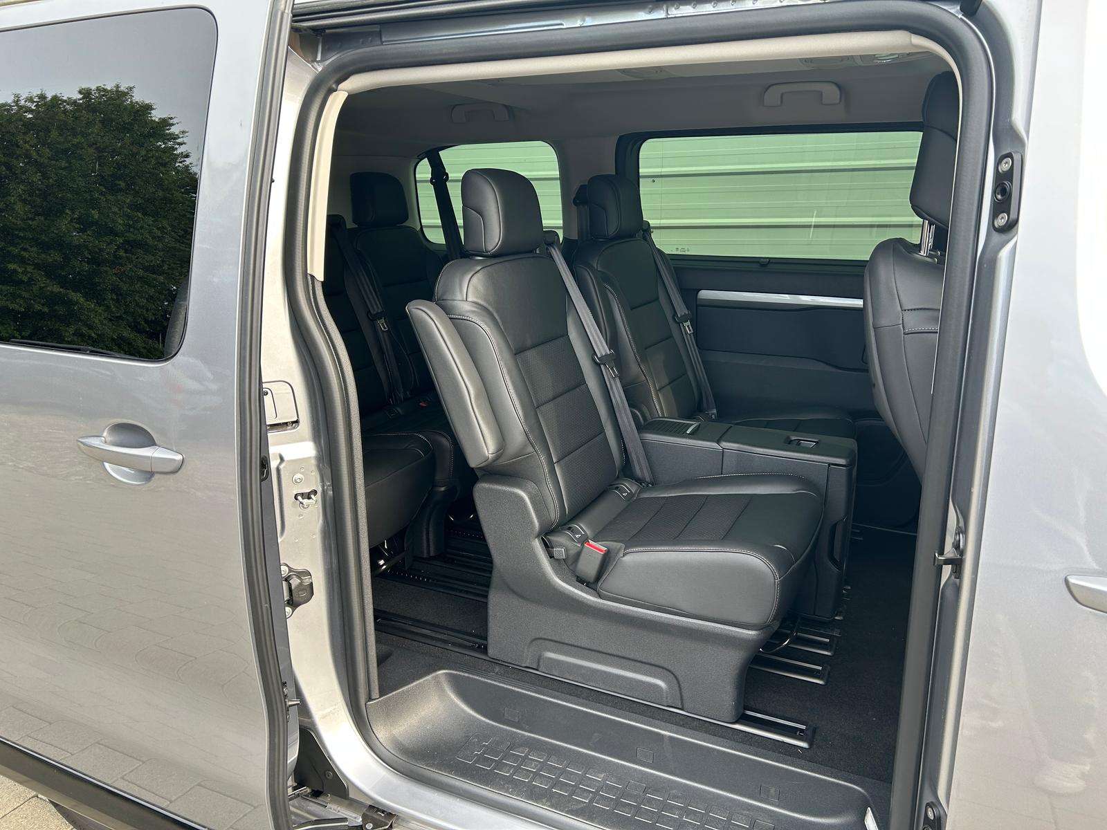 Fahrzeugbild eines Opel Zafira