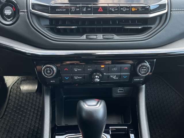 Fahrzeugbild eines Jeep Compass