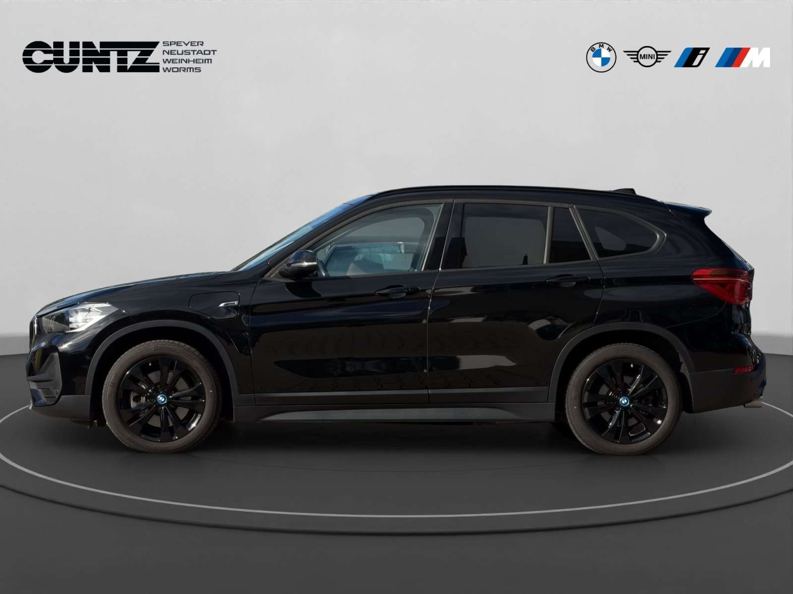 Fahrzeugbild eines BMW X1