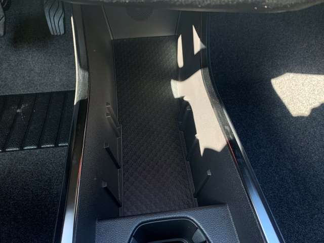 Fahrzeugbild eines Renault Scenic E-TECH