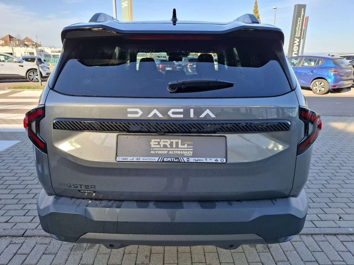 Fahrzeugbild eines Dacia Bigster