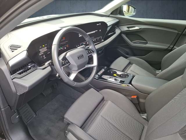 Fahrzeugbild eines Audi Q6 e-tron