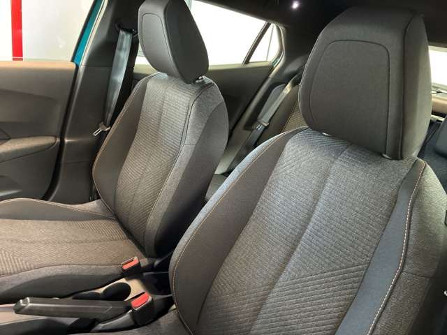 Fahrzeugbild eines Peugeot 2008