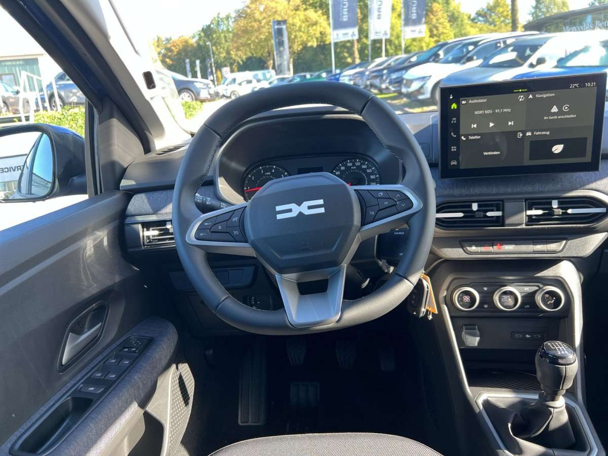 Fahrzeugbild eines Dacia Sandero