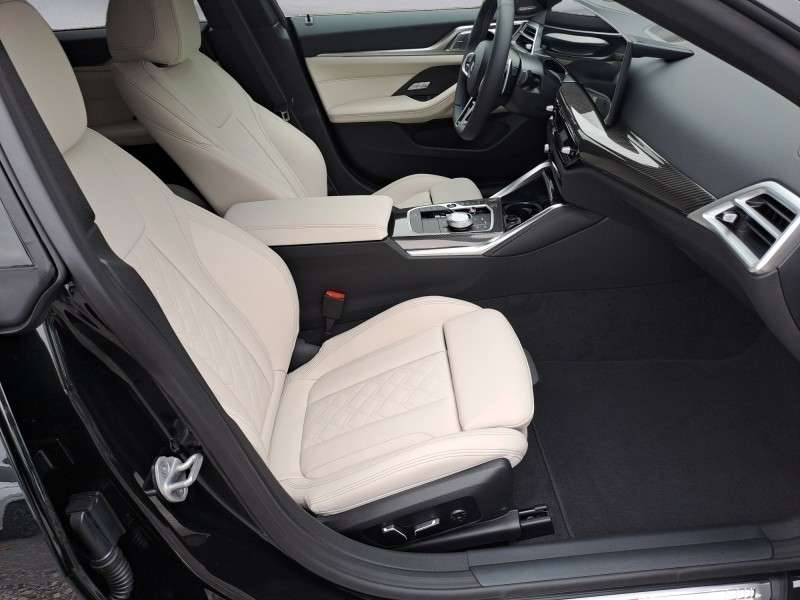 Fahrzeugbild eines BMW 4er-Reihe