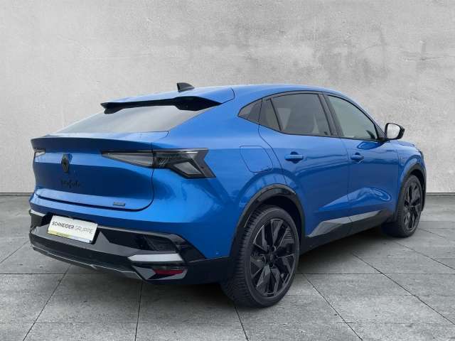 Fahrzeugbild eines Renault Rafale