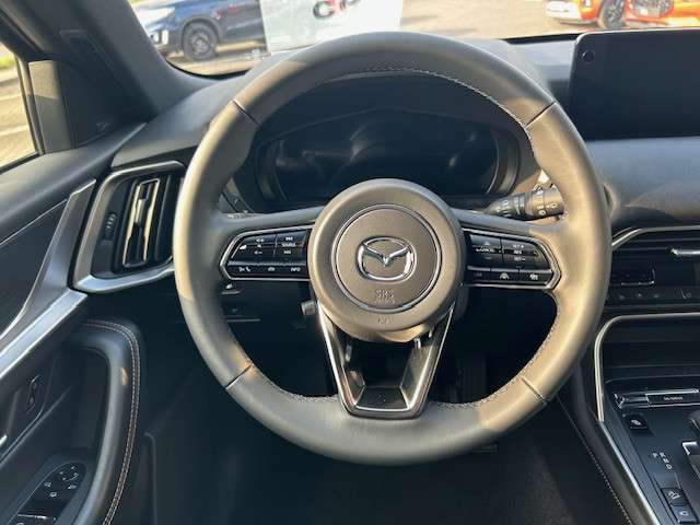 Fahrzeugbild eines Mazda CX-60