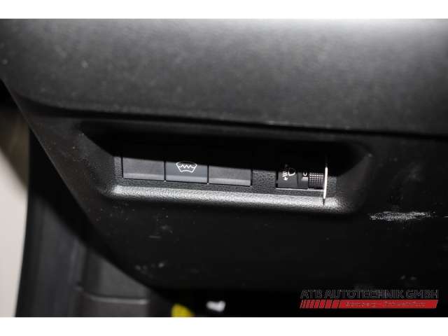 Fahrzeugbild eines Fiat 600 Elektro