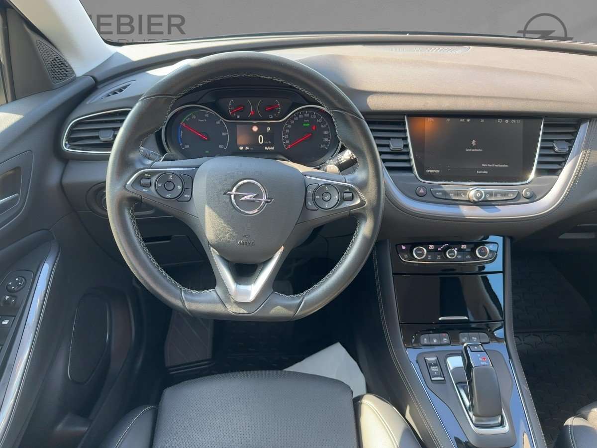 Fahrzeugbild eines Opel Grandland X