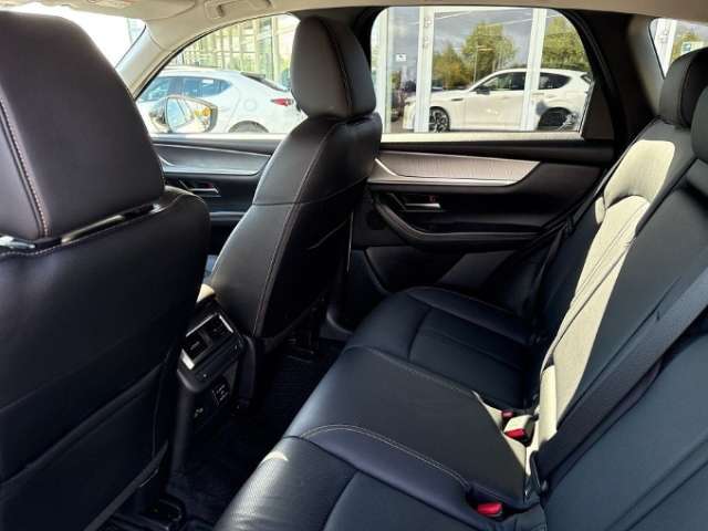 Fahrzeugbild eines Mazda CX-60