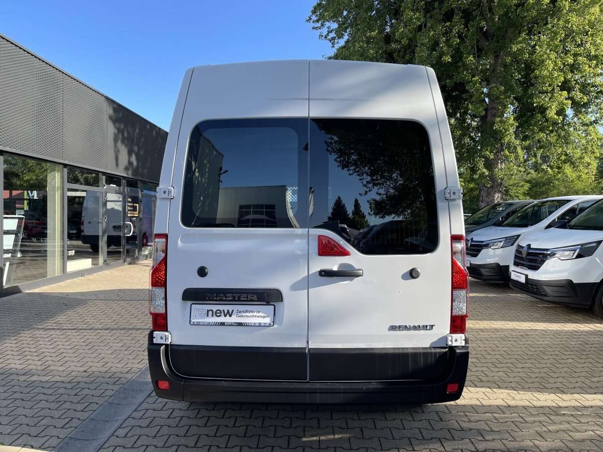 Fahrzeugbild eines Renault Master