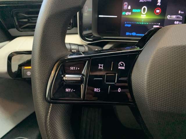 Fahrzeugbild eines Renault 5 E-TECH