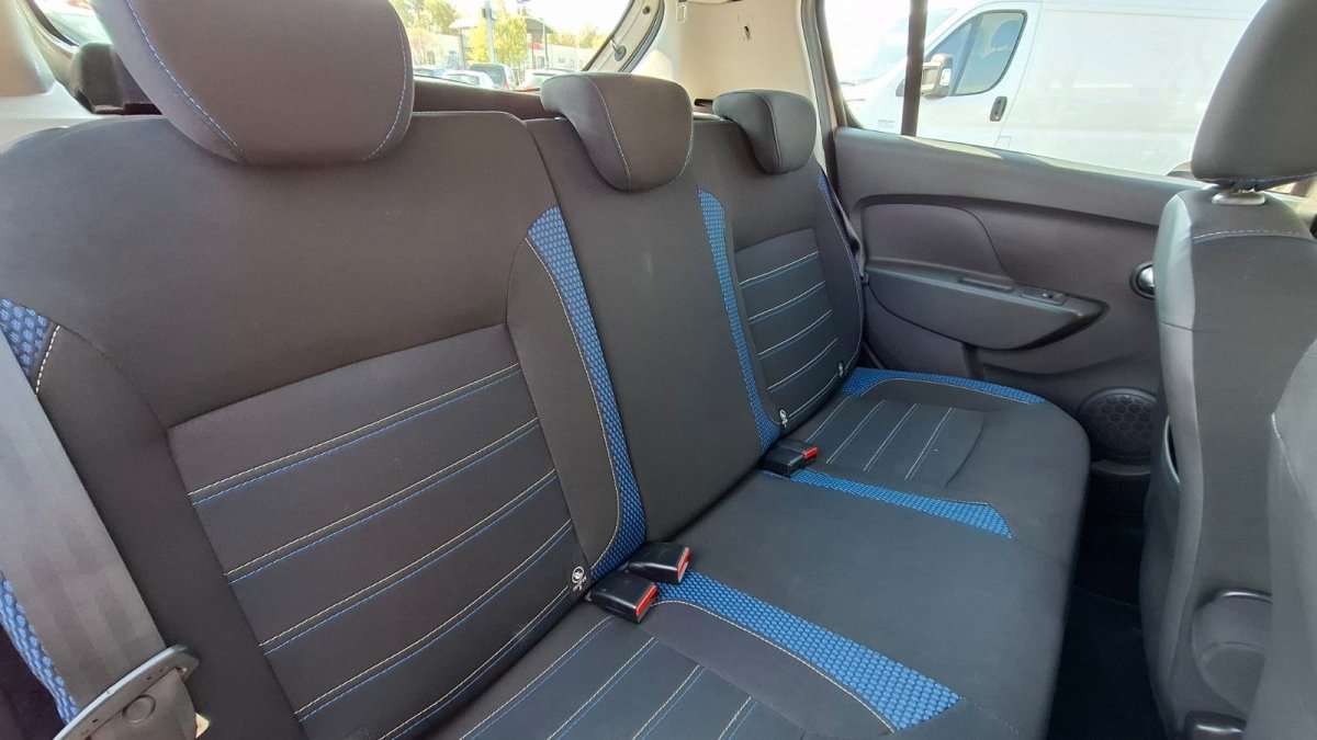 Fahrzeugbild eines Dacia Sandero