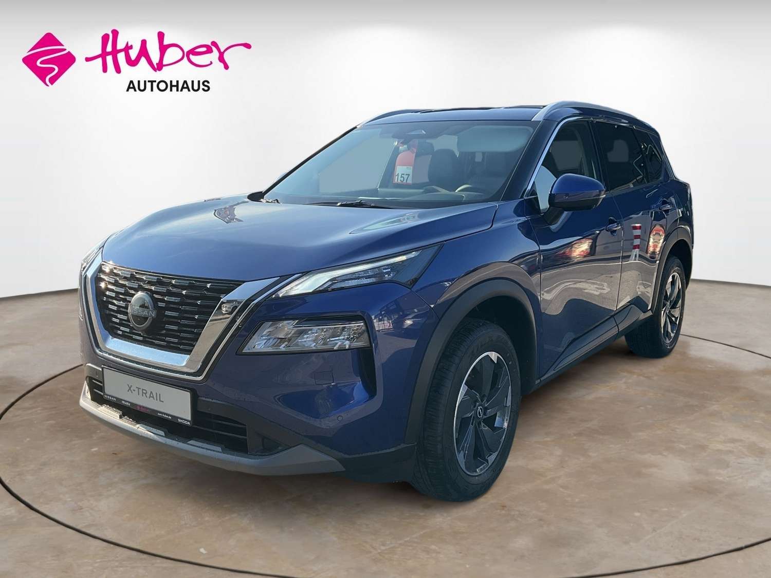 Fahrzeugbild eines Nissan X-TRAIL