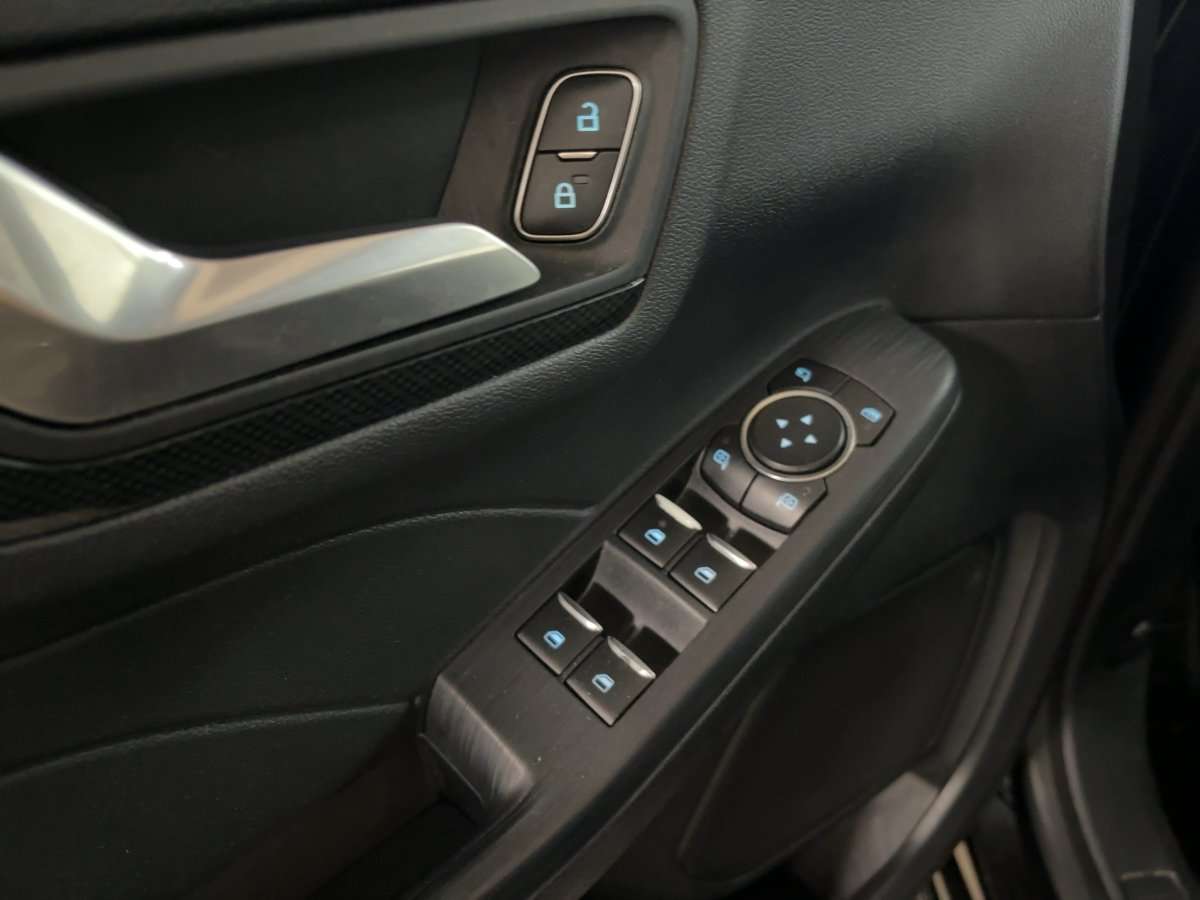 Fahrzeugbild eines Ford Kuga