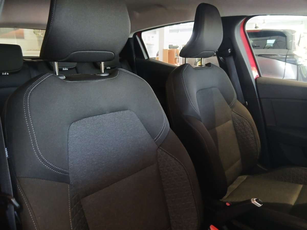 Fahrzeugbild eines Renault Clio