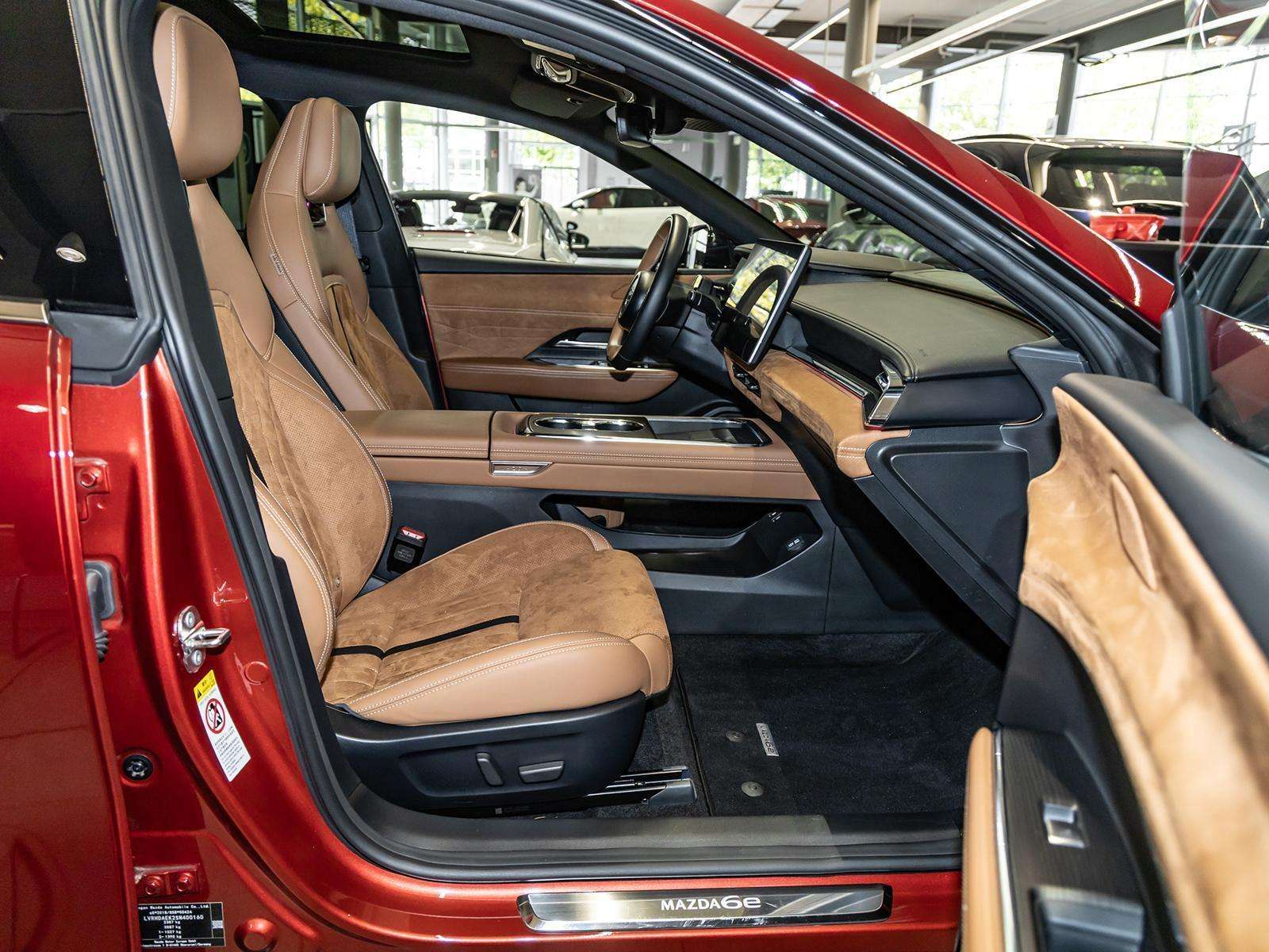 Fahrzeugbild eines Mazda Mazda6