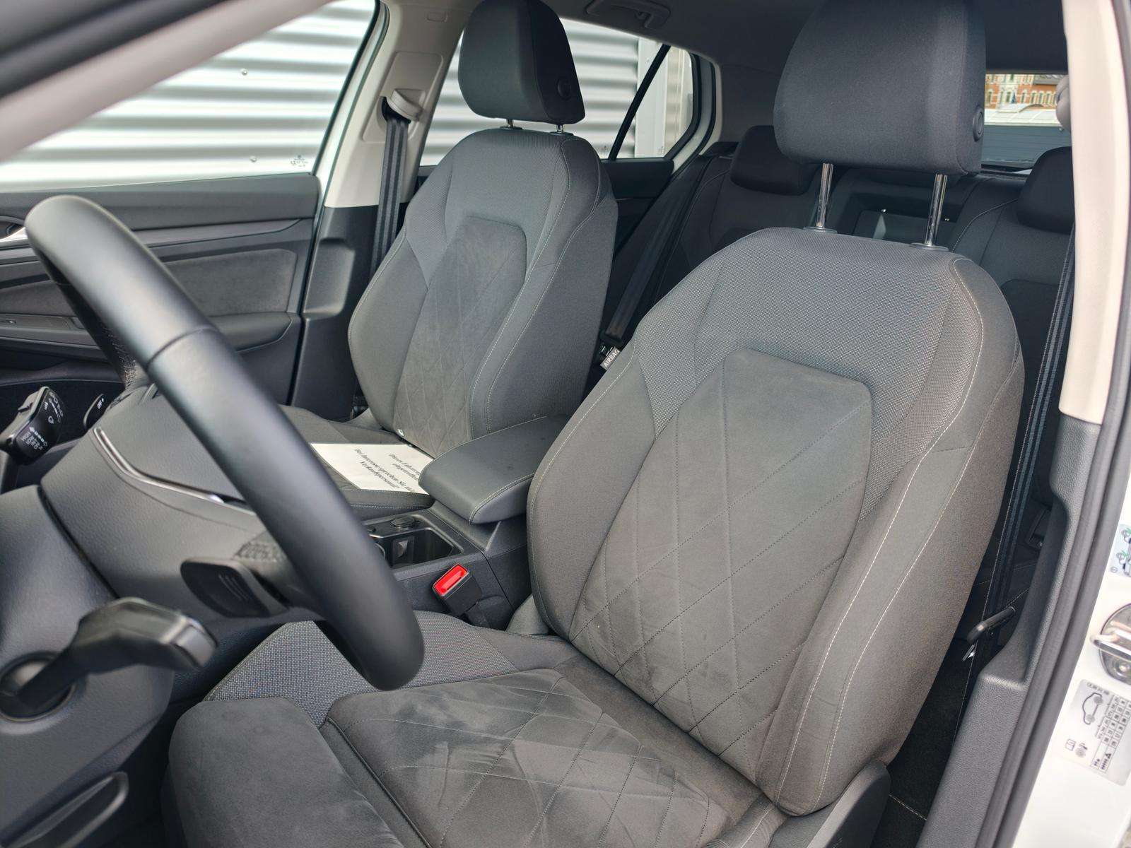 Fahrzeugbild eines Volkswagen Golf