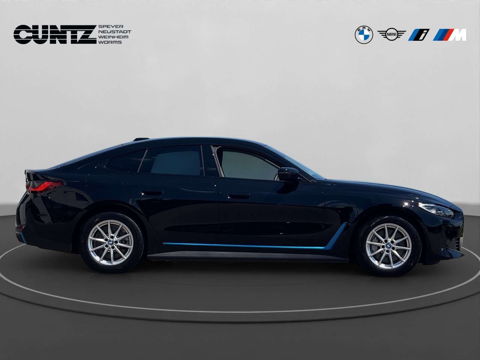 Fahrzeugbild eines BMW i4