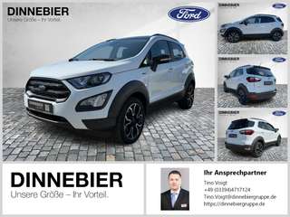 Schräge Frontansicht auf einen Ford EcoSport , freigestellt