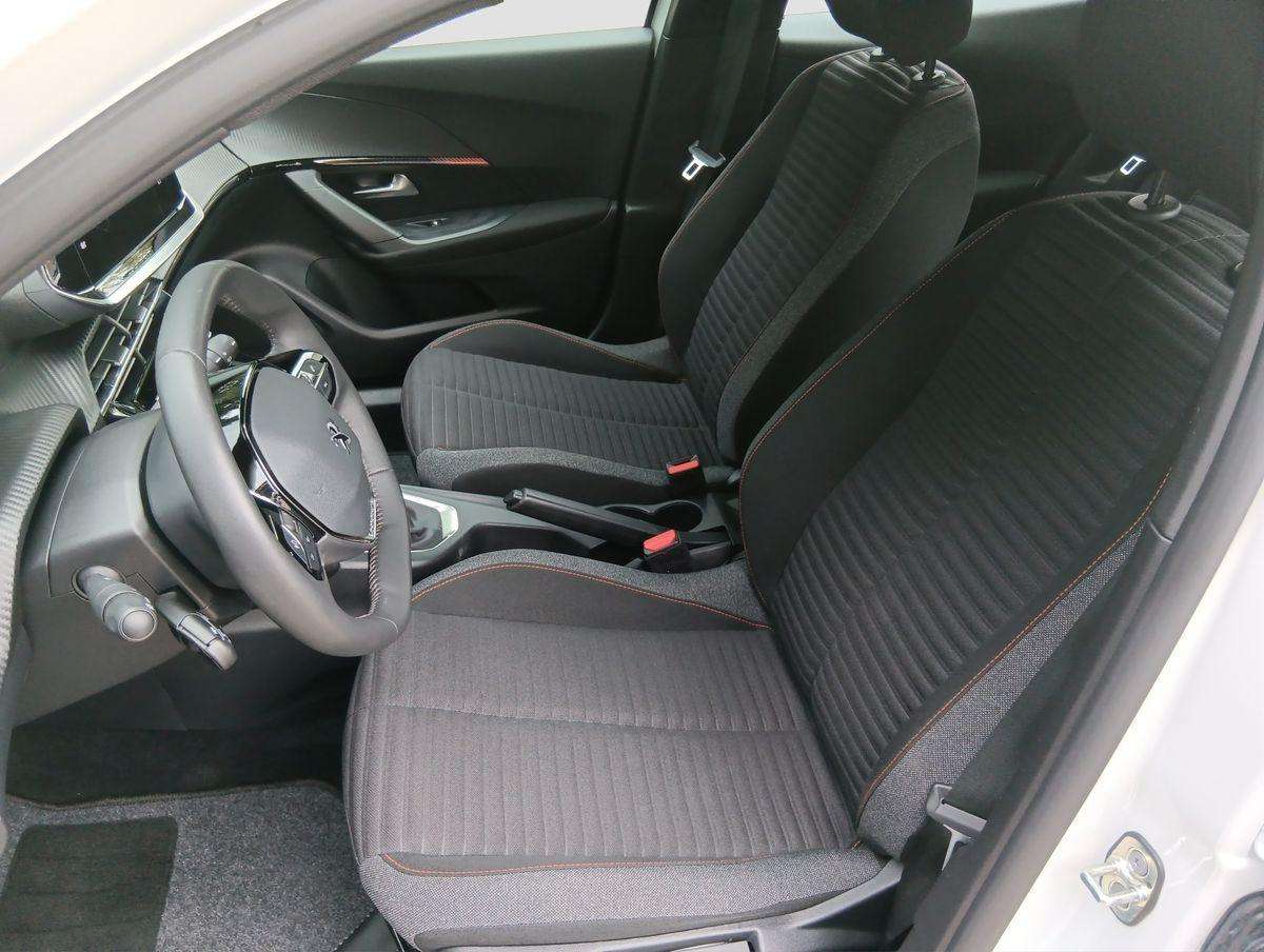 Fahrzeugbild eines Peugeot 2008