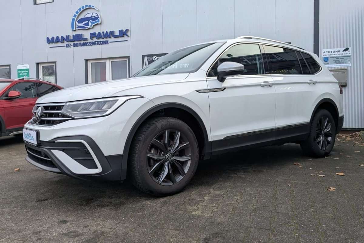 Fahrzeugbild eines Volkswagen Tiguan Allspace