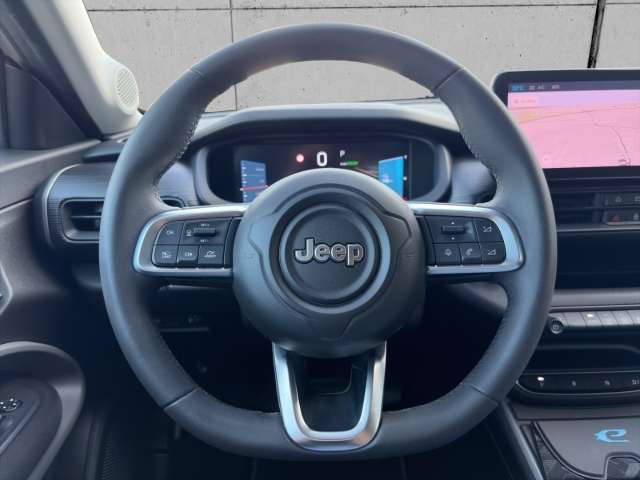 Fahrzeugbild eines Jeep Avenger