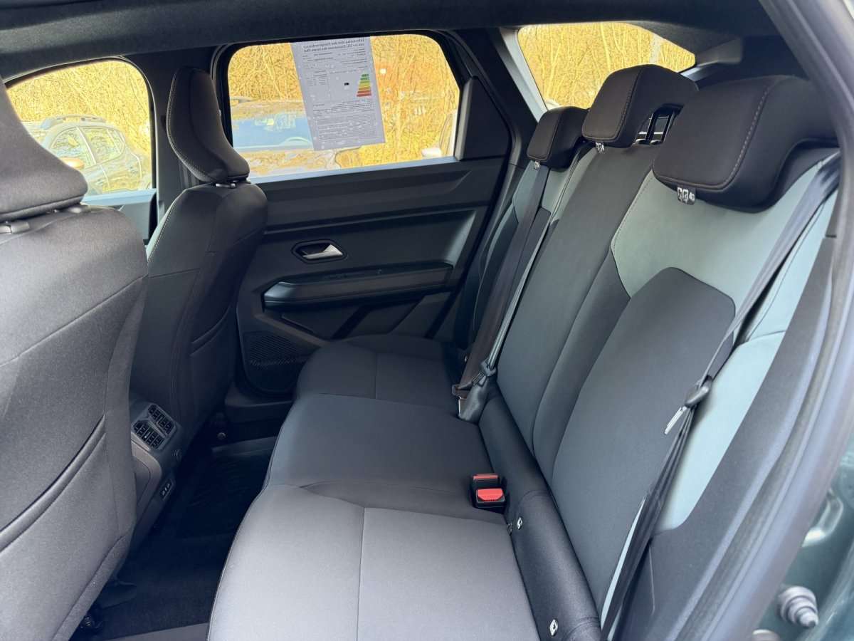 Fahrzeugbild eines Dacia Bigster