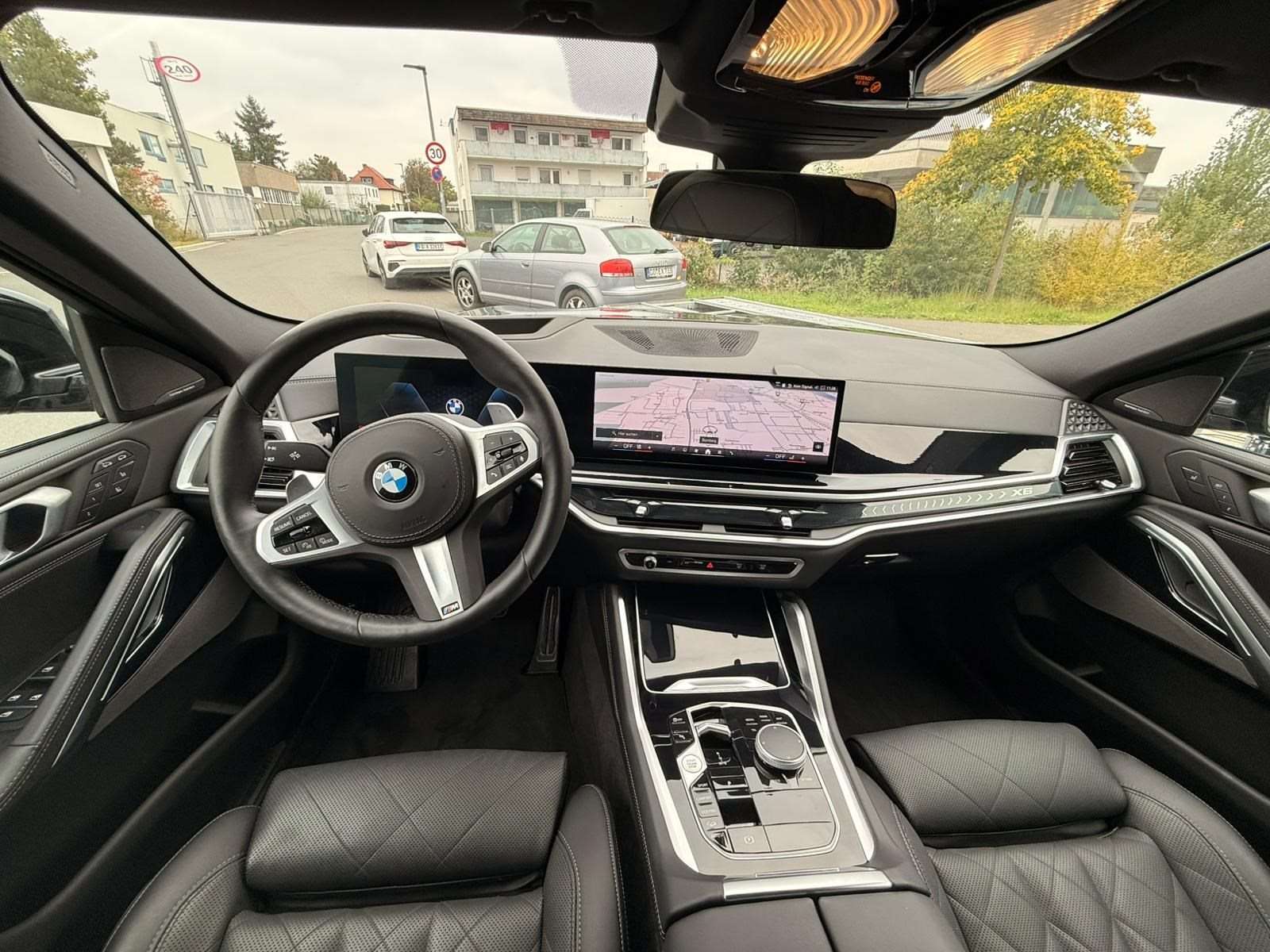 Fahrzeugbild eines BMW X6