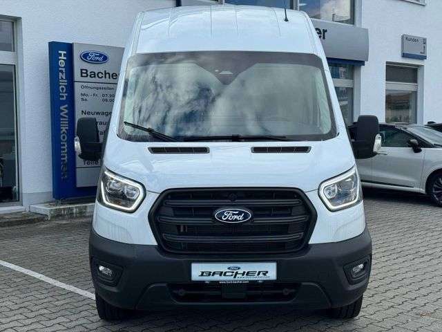 Fahrzeugbild eines Ford Transit