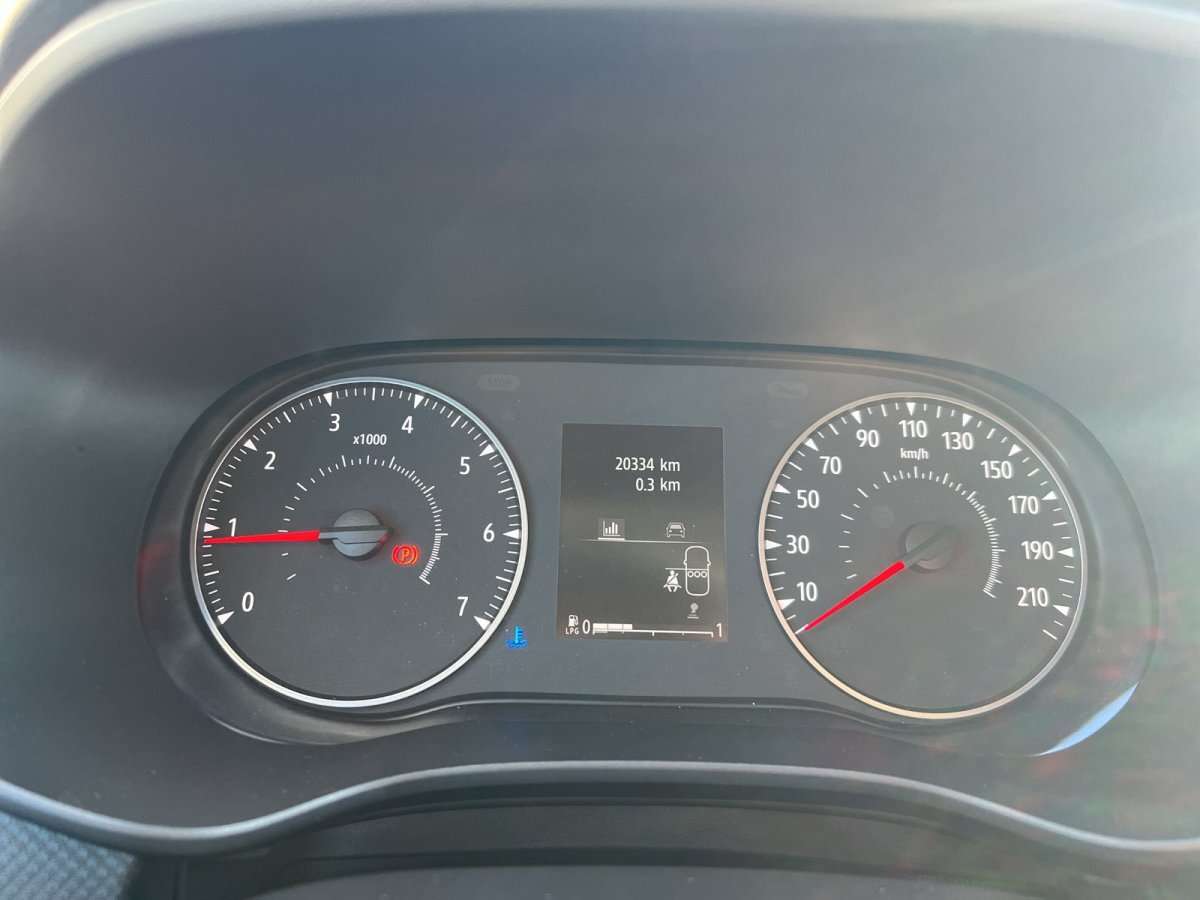 Fahrzeugbild eines Dacia Sandero