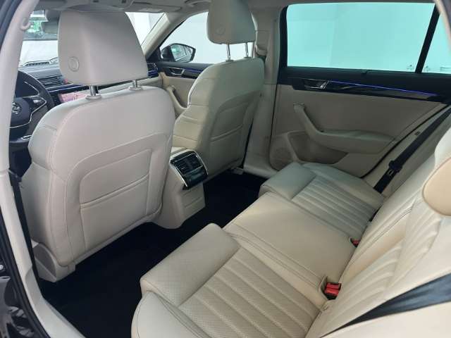Fahrzeugbild eines Skoda Superb