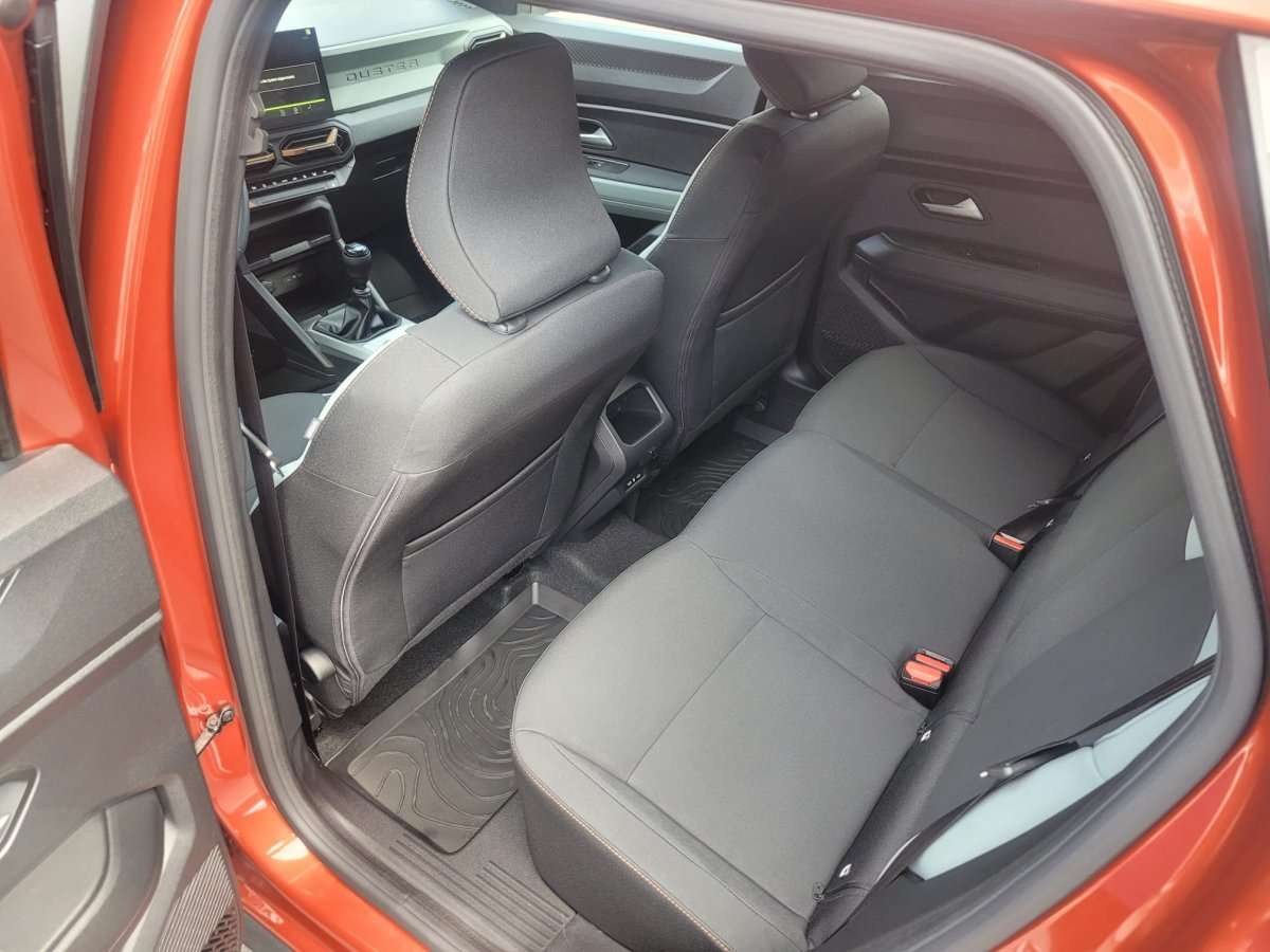 Fahrzeugbild eines Dacia Duster