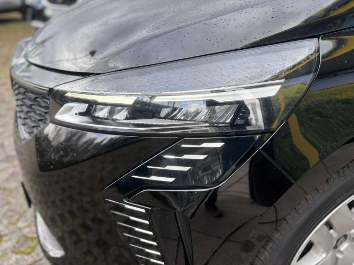 Fahrzeugbild eines Renault Clio