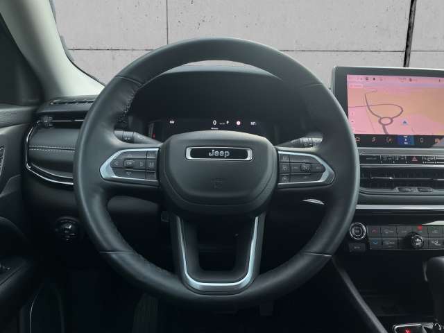 Fahrzeugbild eines Jeep Compass