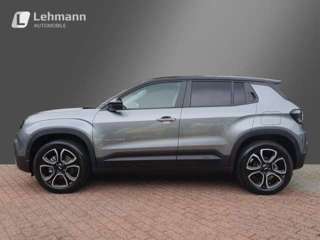 Fahrzeugbild eines Jeep Avenger