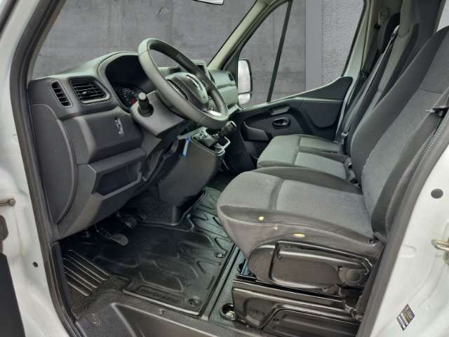 Fahrzeugbild eines Renault Master