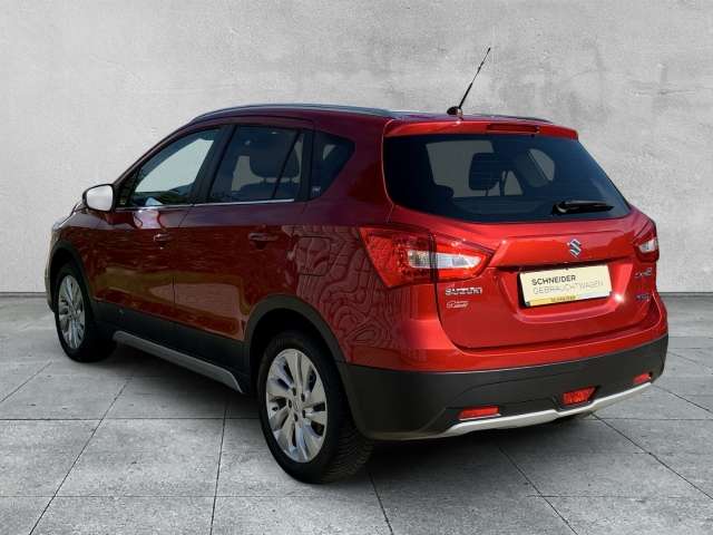 Fahrzeugbild eines Suzuki S-Cross