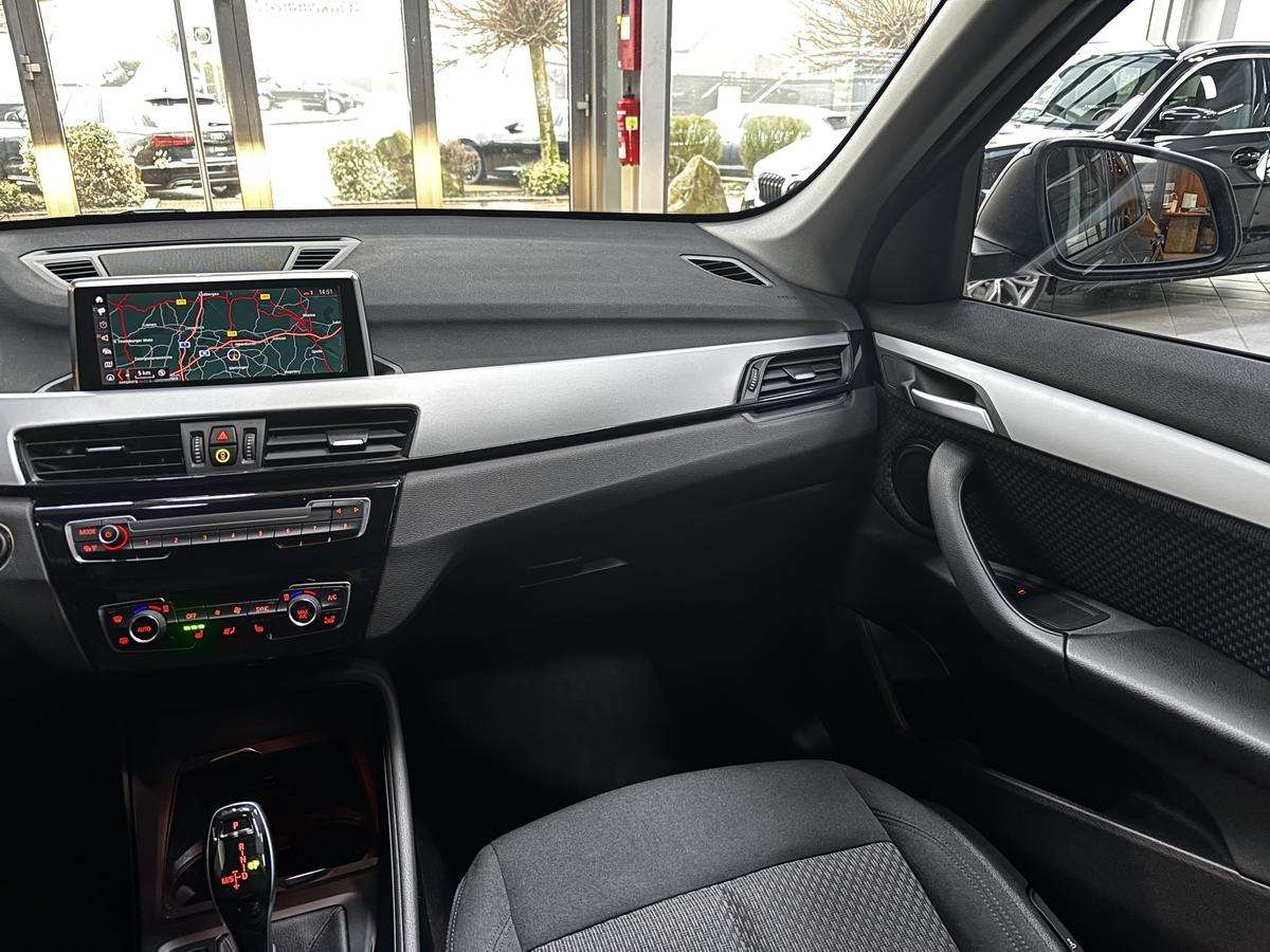 Fahrzeugbild eines BMW X1