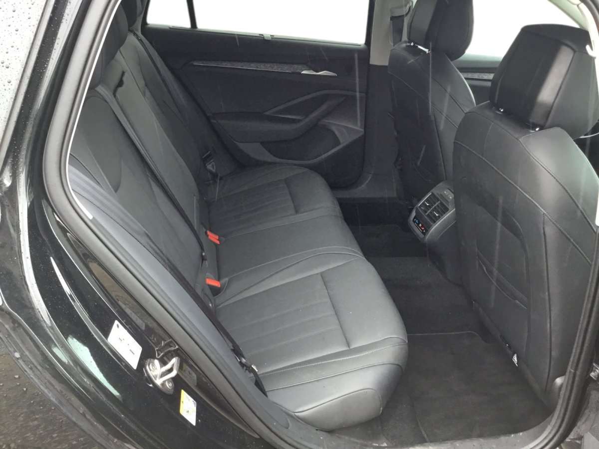 Fahrzeugbild eines Skoda Superb