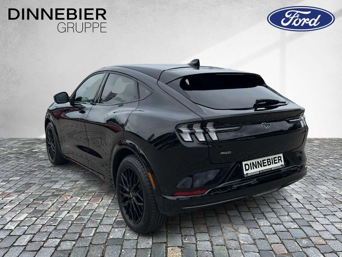 Fahrzeugbild eines Ford Mustang Mach-E
