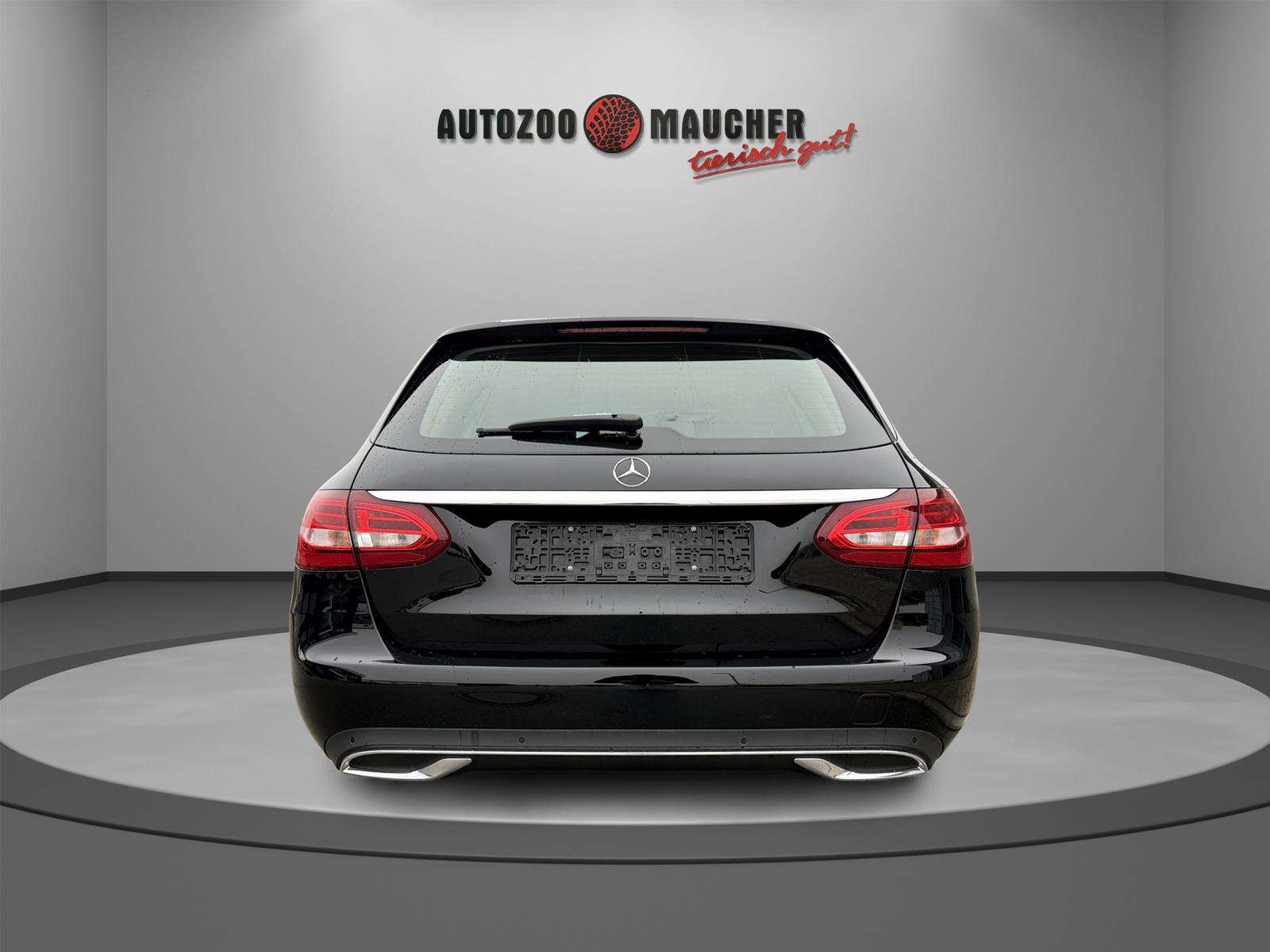 Fahrzeugbild eines Mercedes-Benz C-Klasse