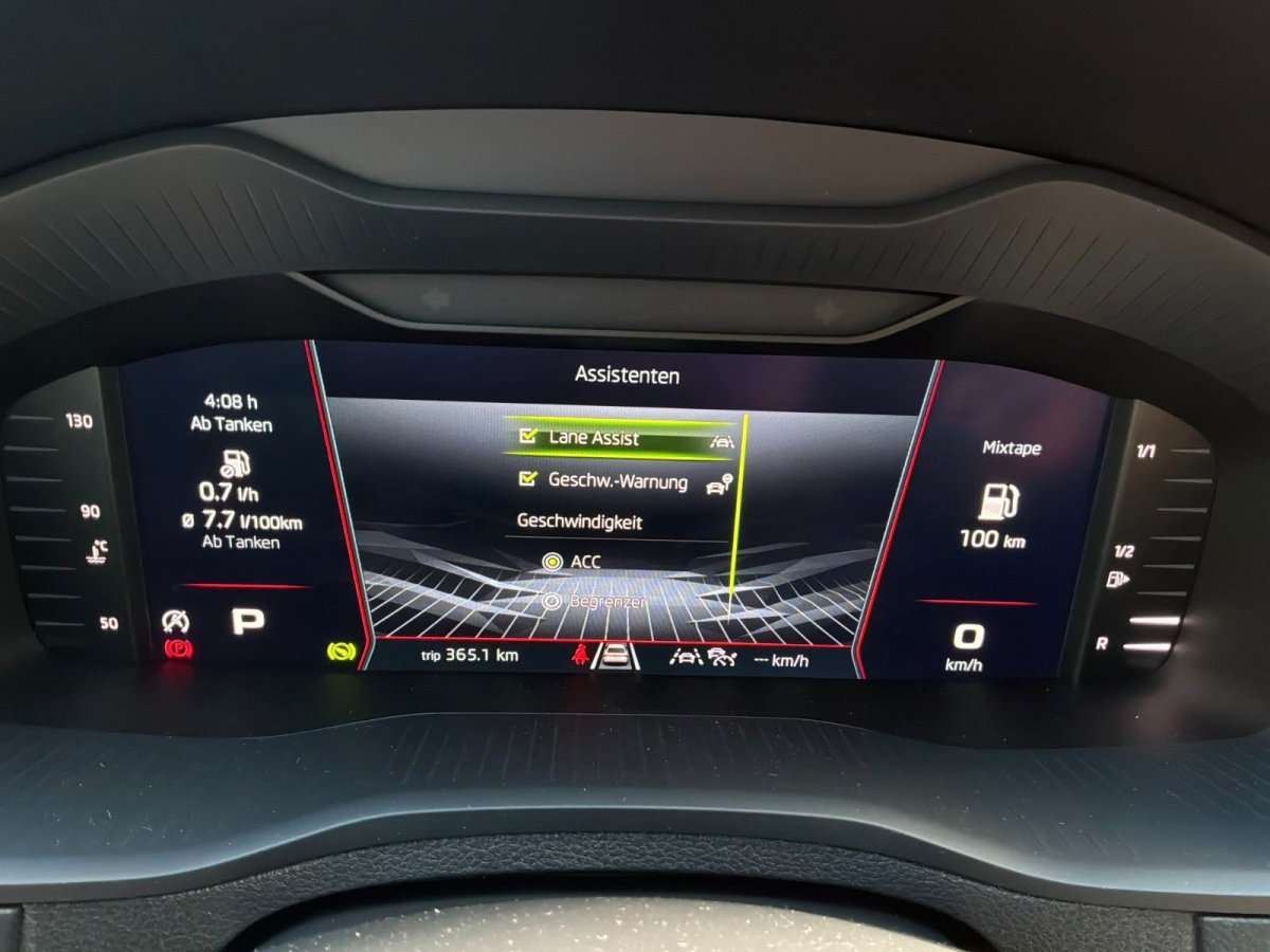 Fahrzeugbild eines Skoda Karoq