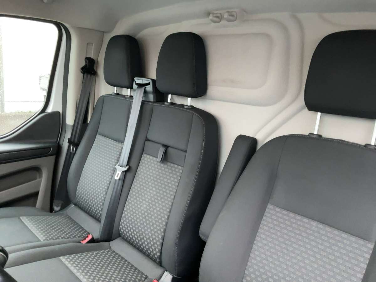 Fahrzeugbild eines Ford Transit Custom