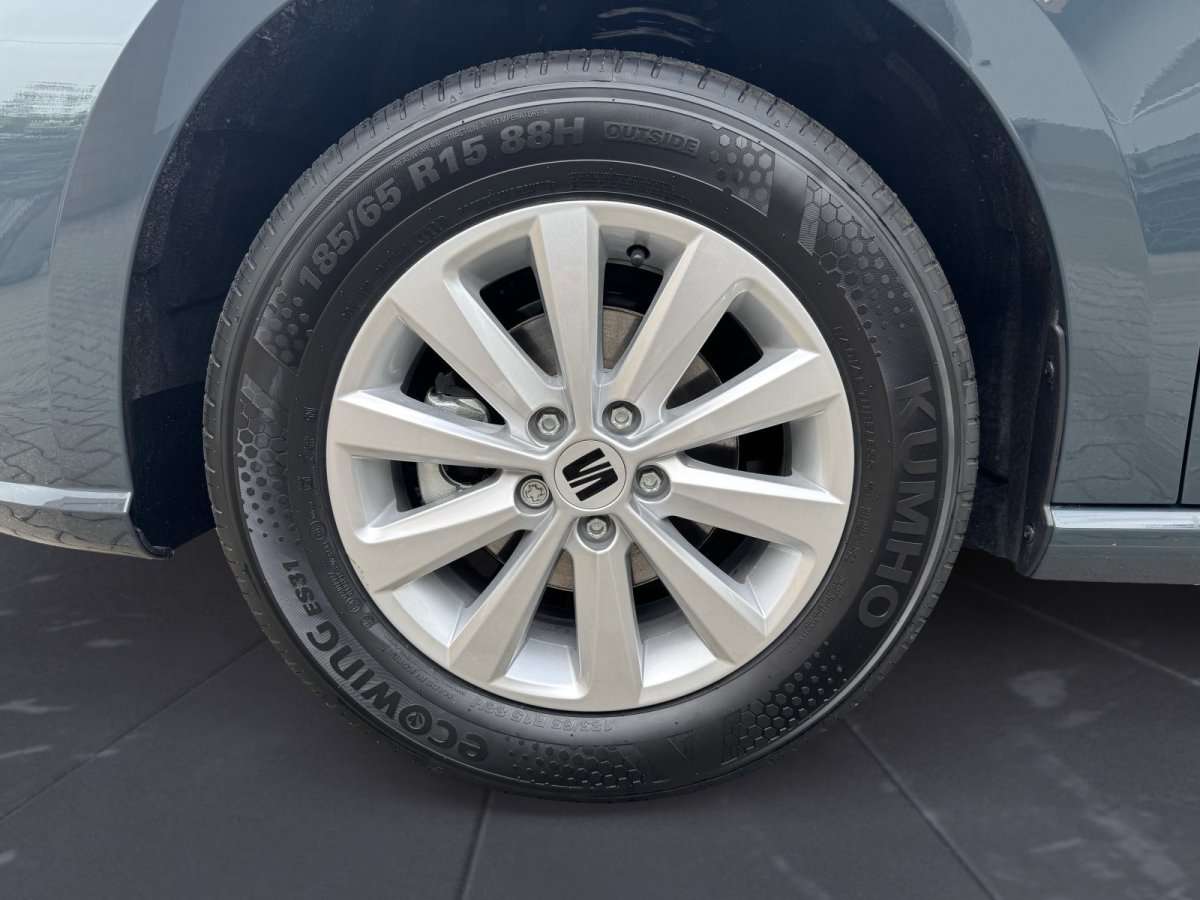 Fahrzeugbild eines SEAT Ibiza