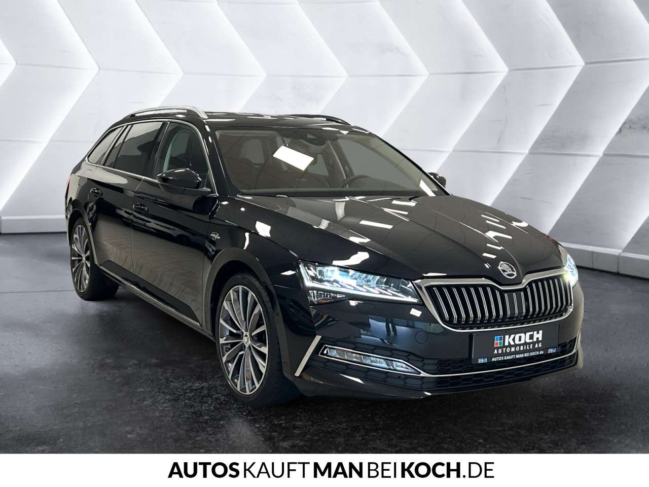Fahrzeugbild eines Skoda Superb
