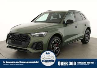 Schräge Frontansicht auf einen Audi Q5 , freigestellt