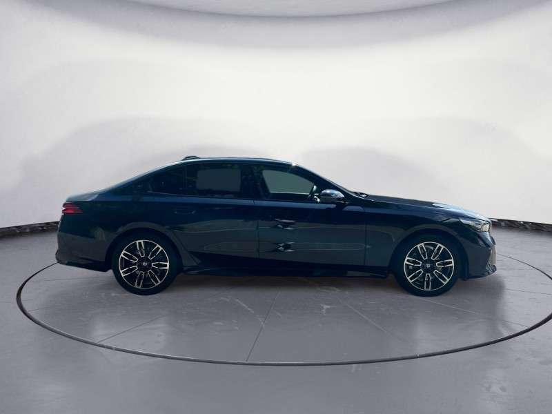 Fahrzeugbild eines BMW 5er-Reihe