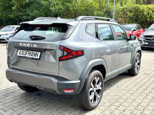 Fahrzeugbild eines Dacia Duster